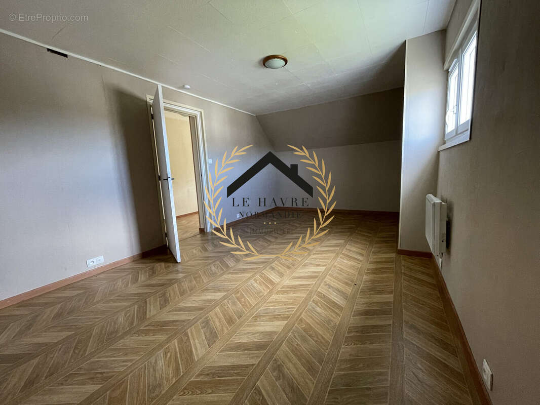 Maison à CRIQUETOT-L'ESNEVAL