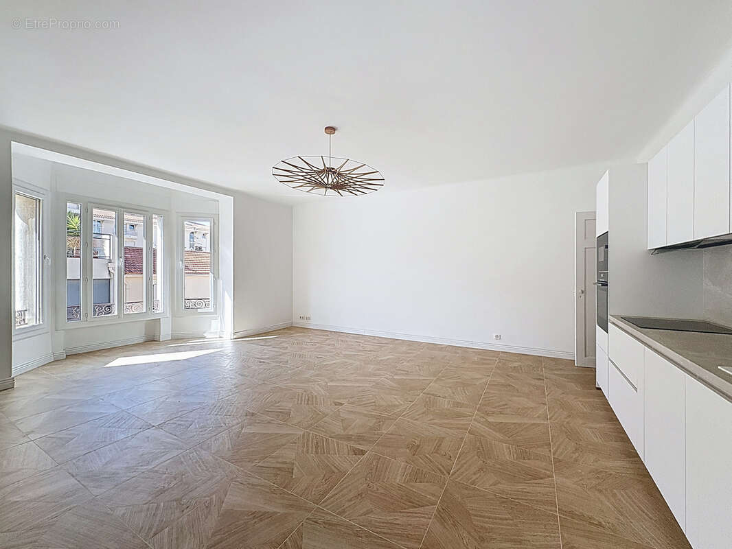 Appartement à SAINT-RAPHAEL