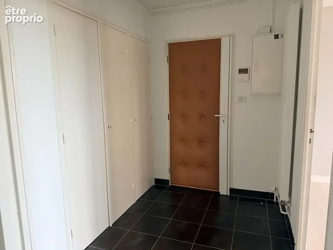 Appartement T4 de 71 m² hab au 5ème et dernier étage avec asc, garage et balcon - photo 6