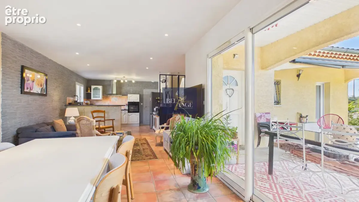 Une maison où la vue invite à profiter de chaque instant - photo 4