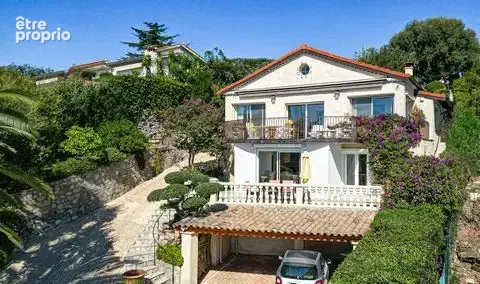 Maison à MANDELIEU-LA-NAPOULE