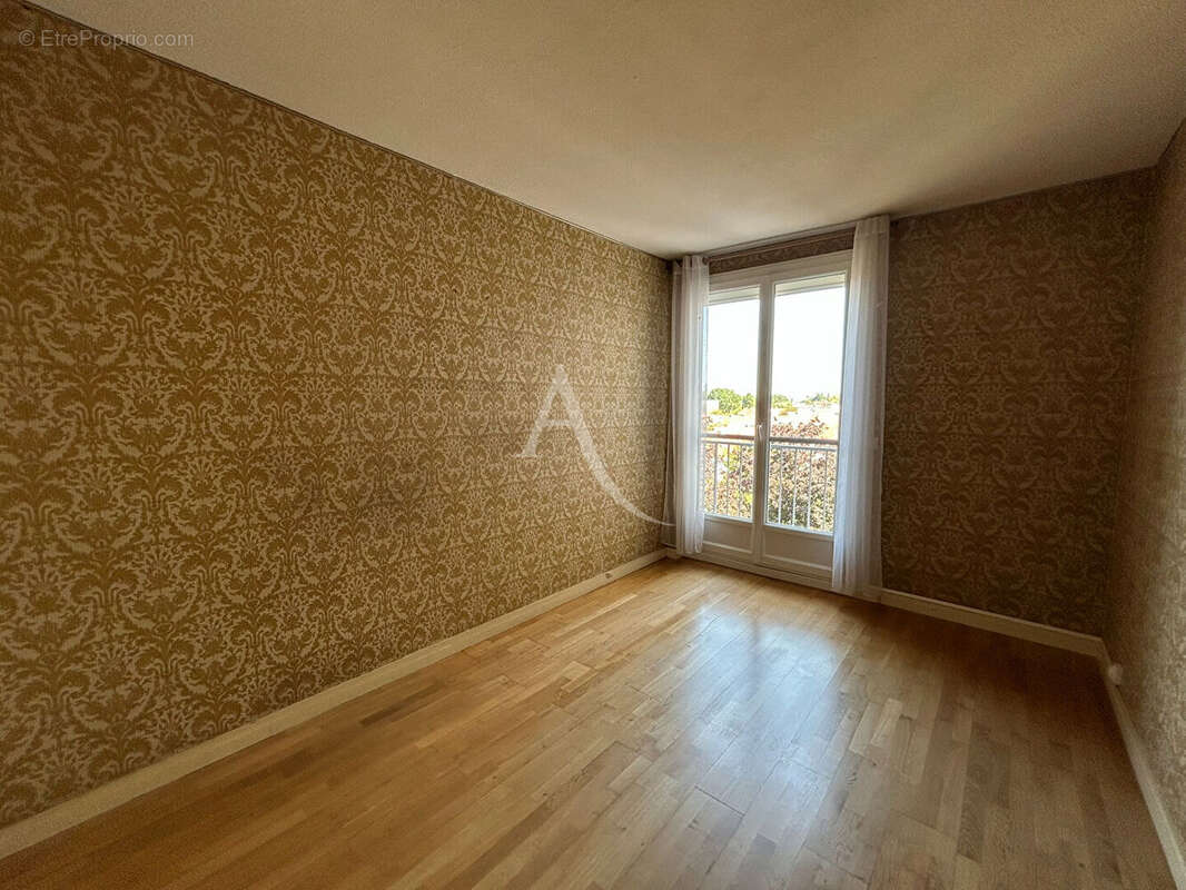 T4 - 3 chambres - CHATEAU REZE - photo 6