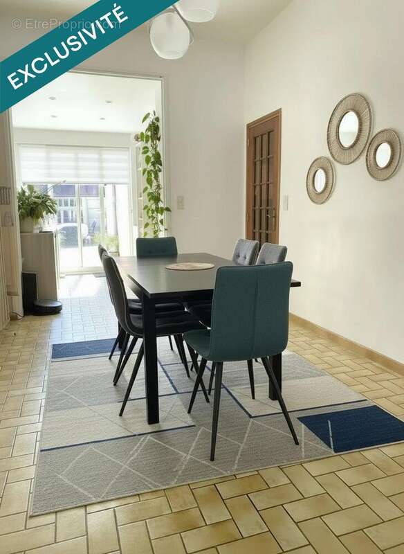 Maison 100 m² à Saint-Quentin  - photo 2
