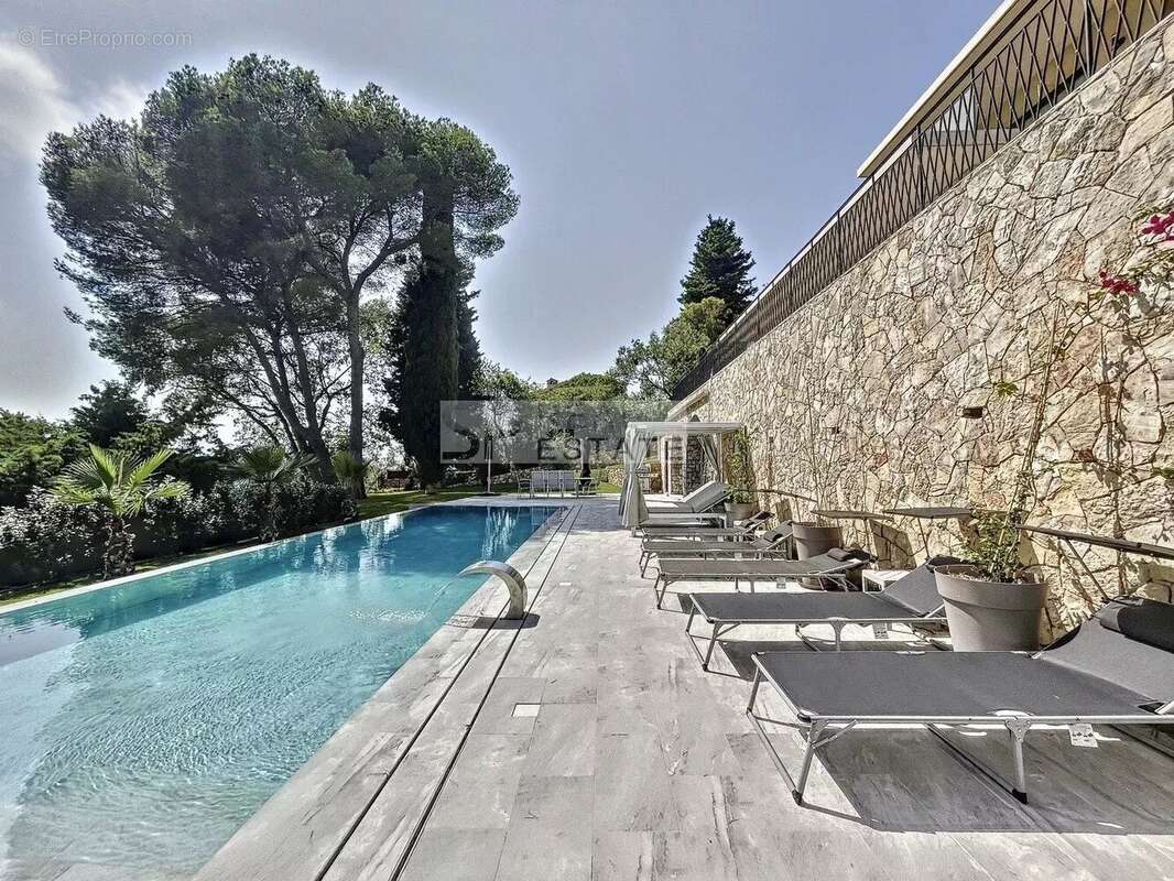 Maison à MOUGINS