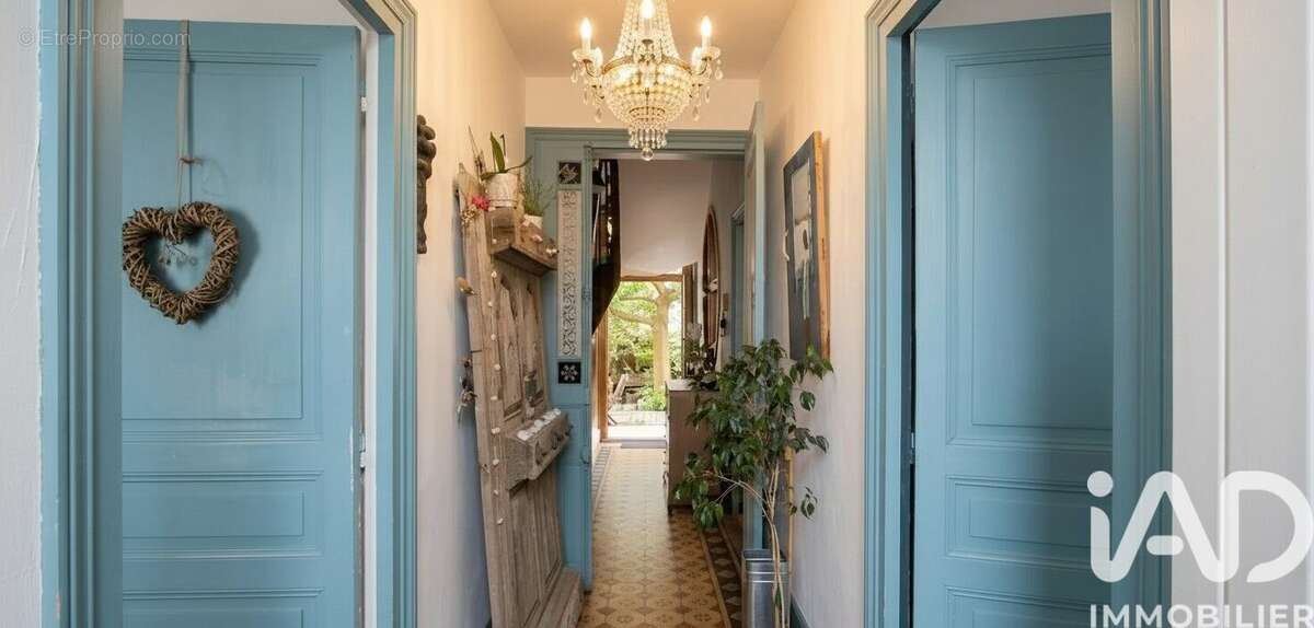 Maison 179 m² à Montlucon  - photo 6