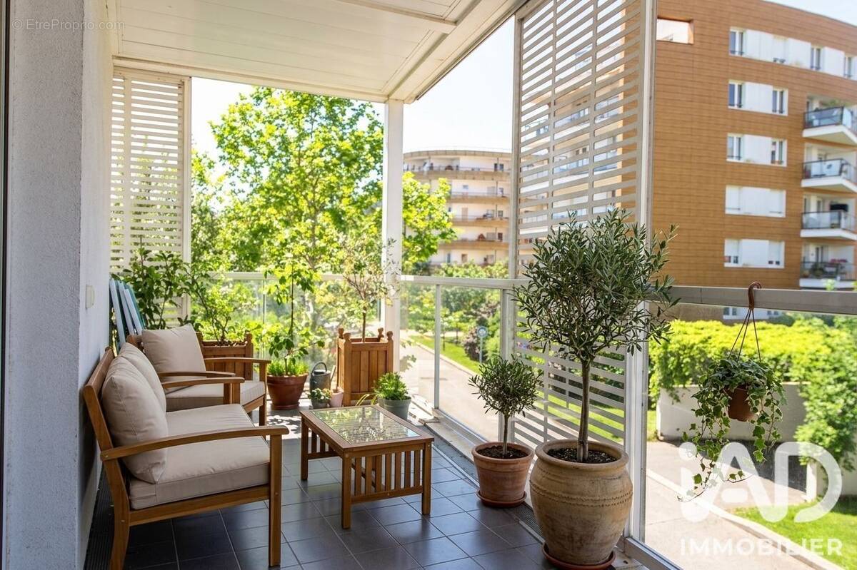 Photo 1 - Appartement à ISSY-LES-MOULINEAUX