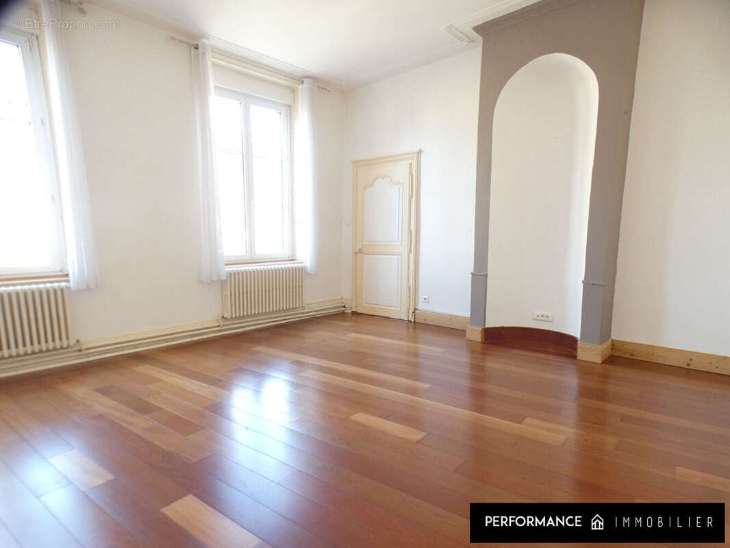 Appartement  lumineux de caractère Toul 3 pièce(s) 92 m2 - photo 2
