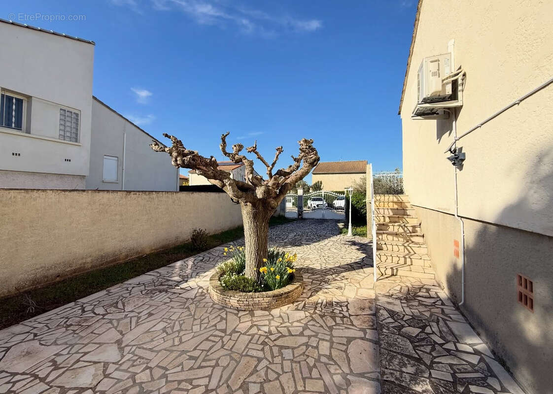 Maison à MARGUERITTES