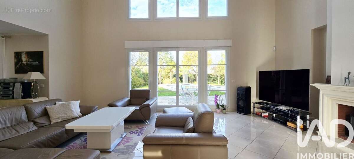 Photo 3 - Maison à MAGNY-LE-HONGRE