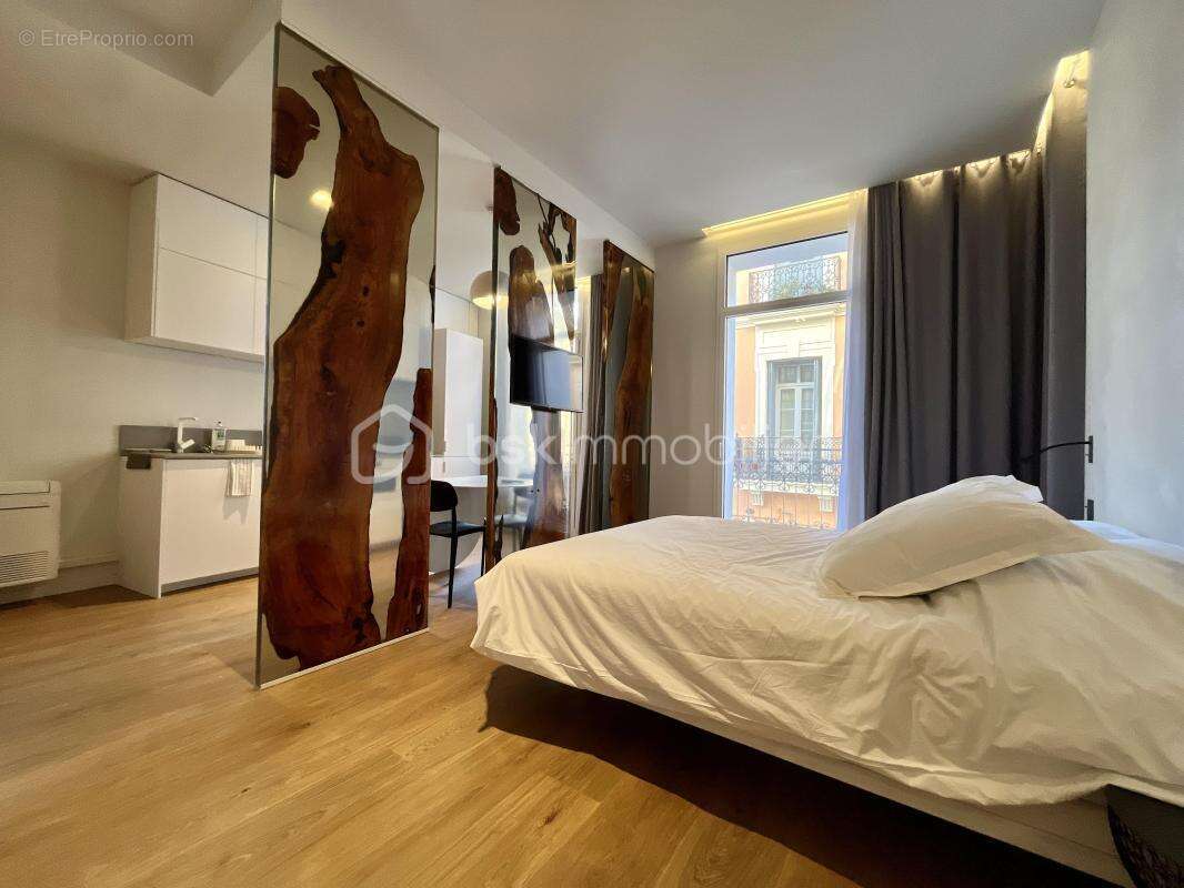 Appartement entièrement rénové - Centre ville - photo 3