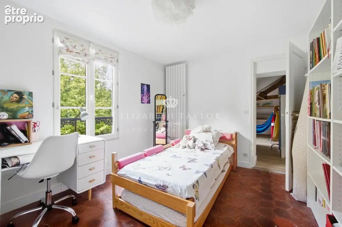 Maison familiale de 130 m2 avec jardin centre de Saint-Germain-en-Laye - photo 14