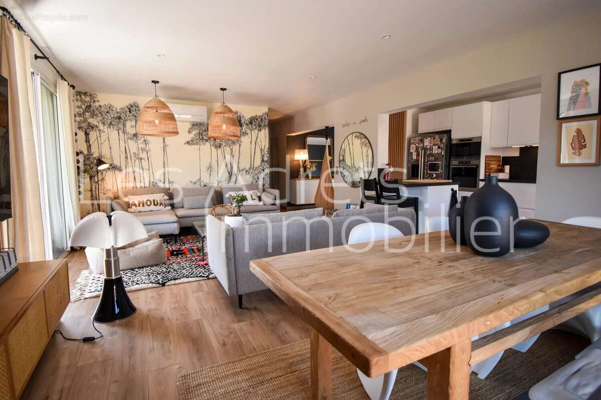 Maison à LES ADRETS-DE-L&#039;ESTEREL