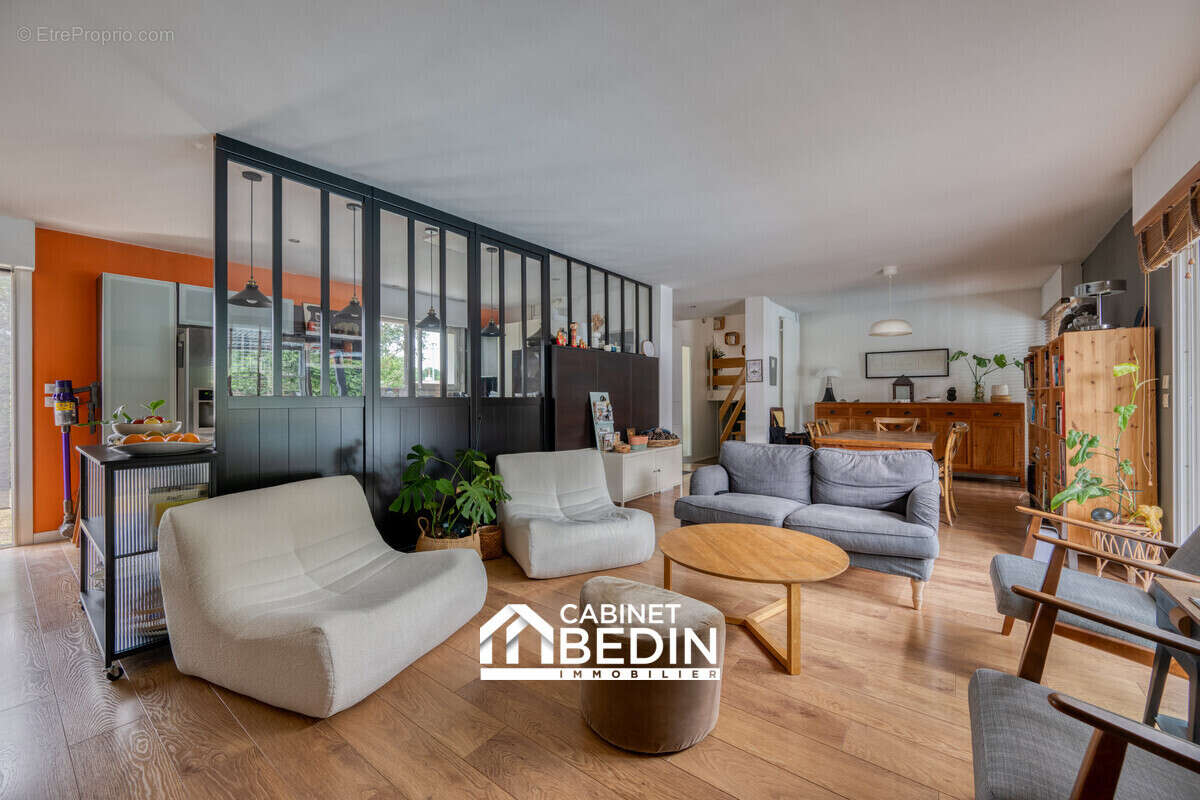 Maison 146 m² à Pessac  - photo 3