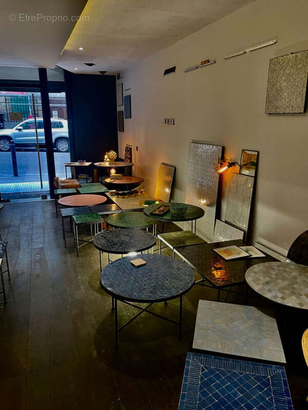 Autre à MARSEILLE-6E