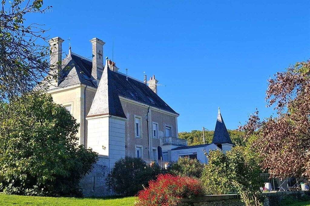 Maison à CRAVANT-LES-COTEAUX