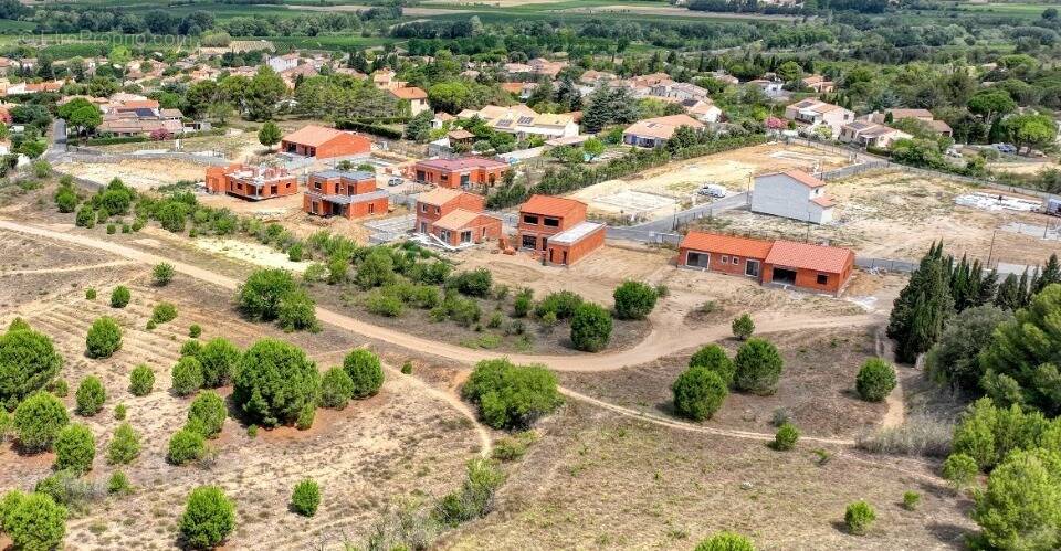 Terrain à MARCORIGNAN