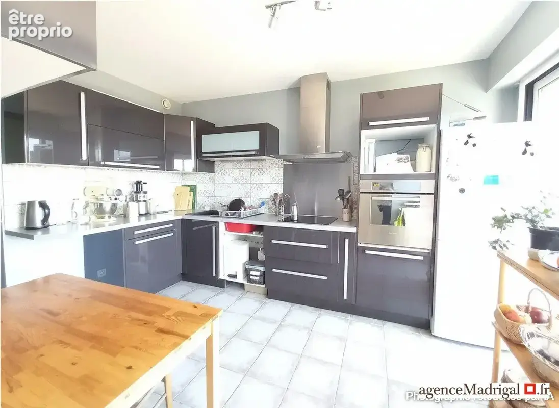 Appartement 4 pièces 86 m² à vendre à Voiron (38500) - photo 3