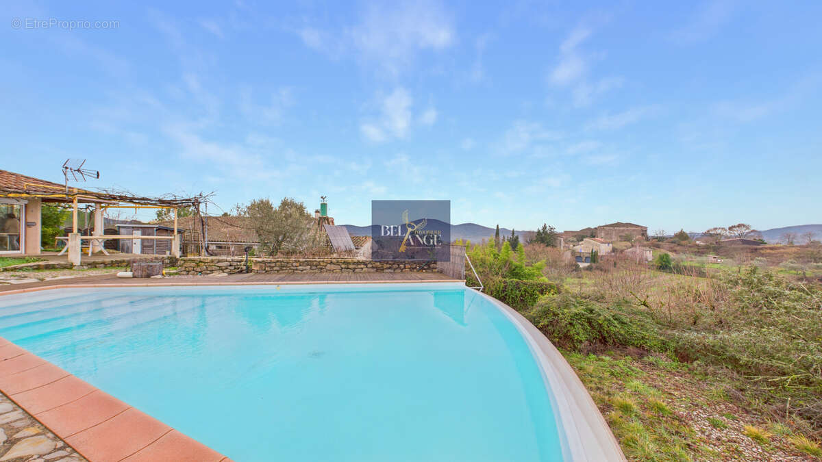 Maison à SAINT-ANDRE-DE-CRUZIERES