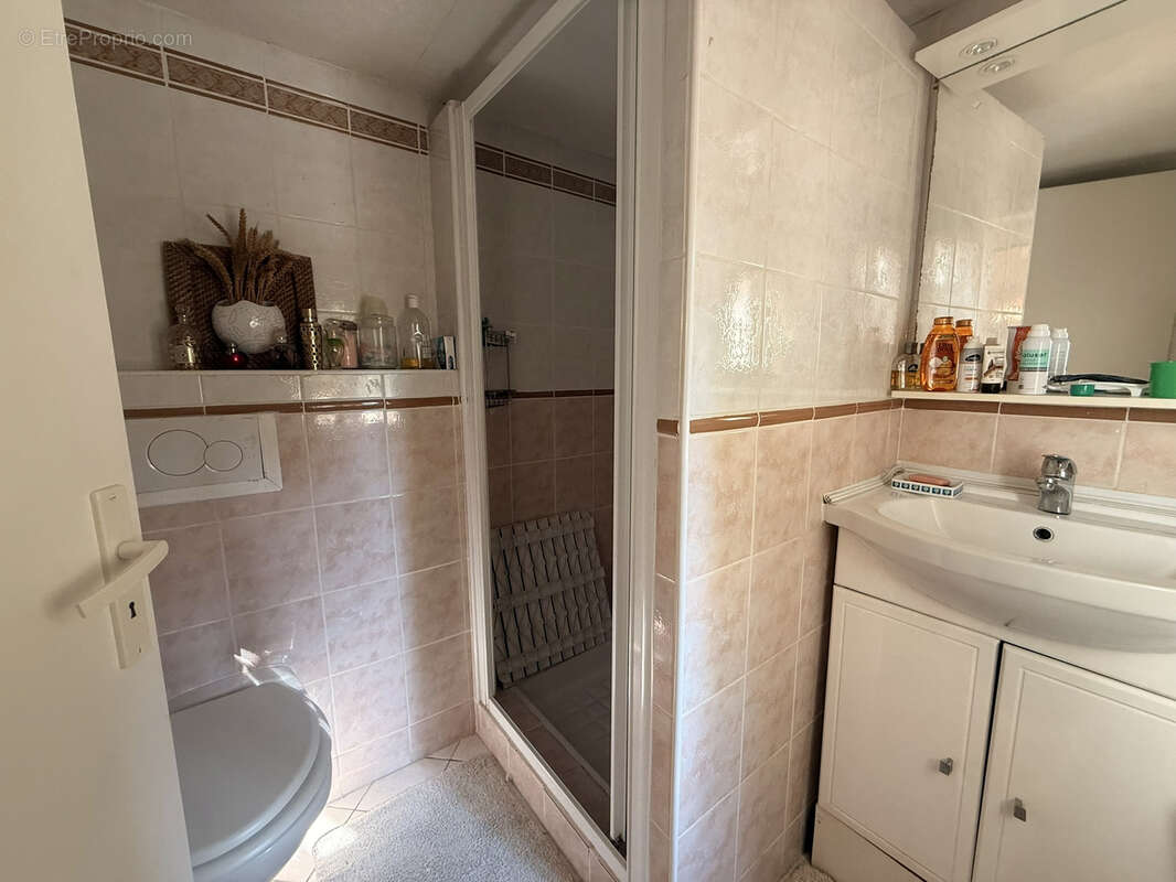 EXCLUSIVITE . Villa de plain-pied 119m2 avec piscine   La Londe-les-Maures - photo 12