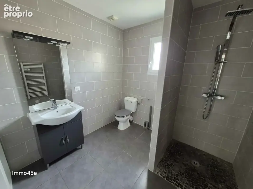 TAIN L'HERMITAGE, appartement T2bis avec garage et place de parking privée - photo 10