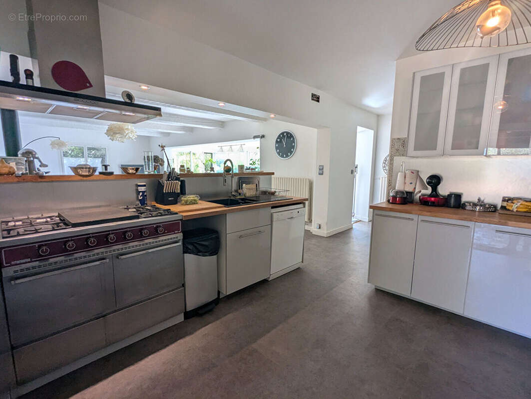 Maison à VILLECROZE