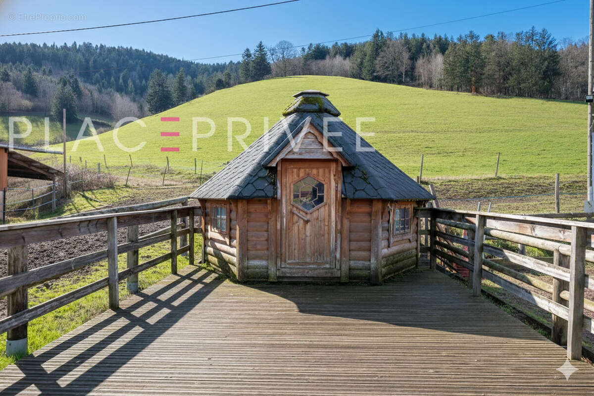 Maison à GEMAINGOUTTE