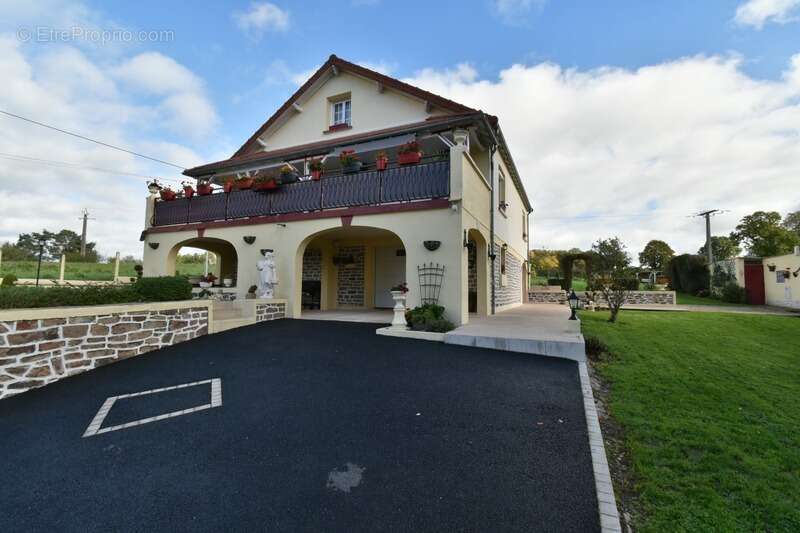 Maison à SAINT-PLANTAIRE