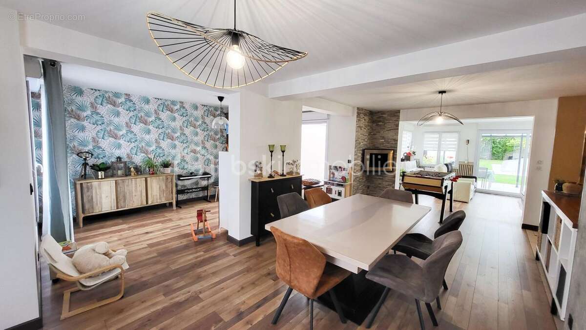 Maison à ISLES-SUR-SUIPPE