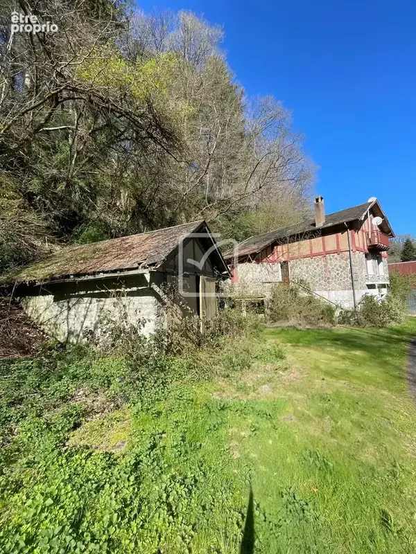 Maison à rénover avec 1 hectare de terrain - photo 4