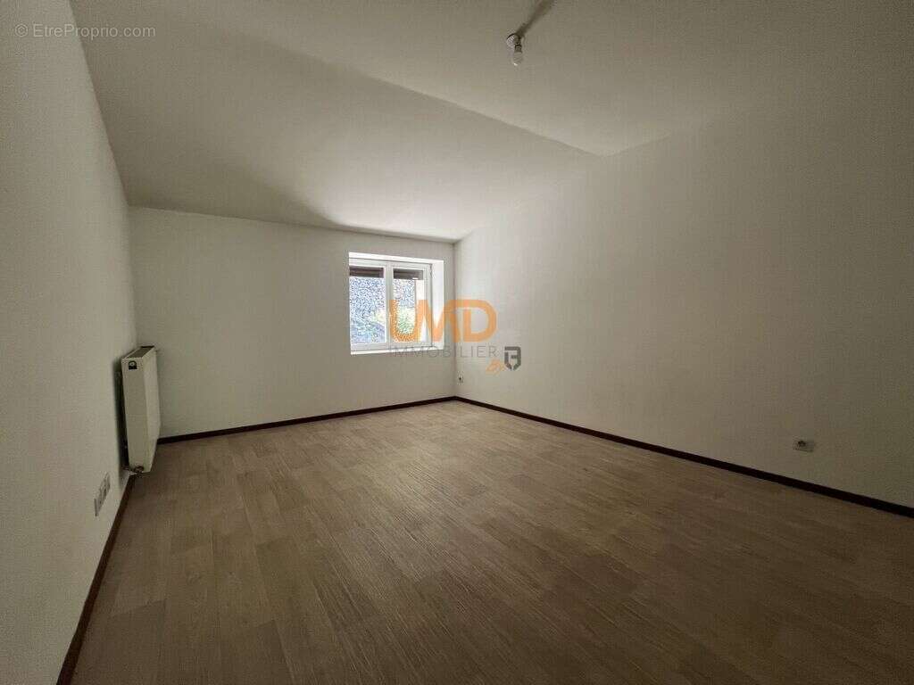 Maison à ANTRAIGUES-SUR-VOLANE