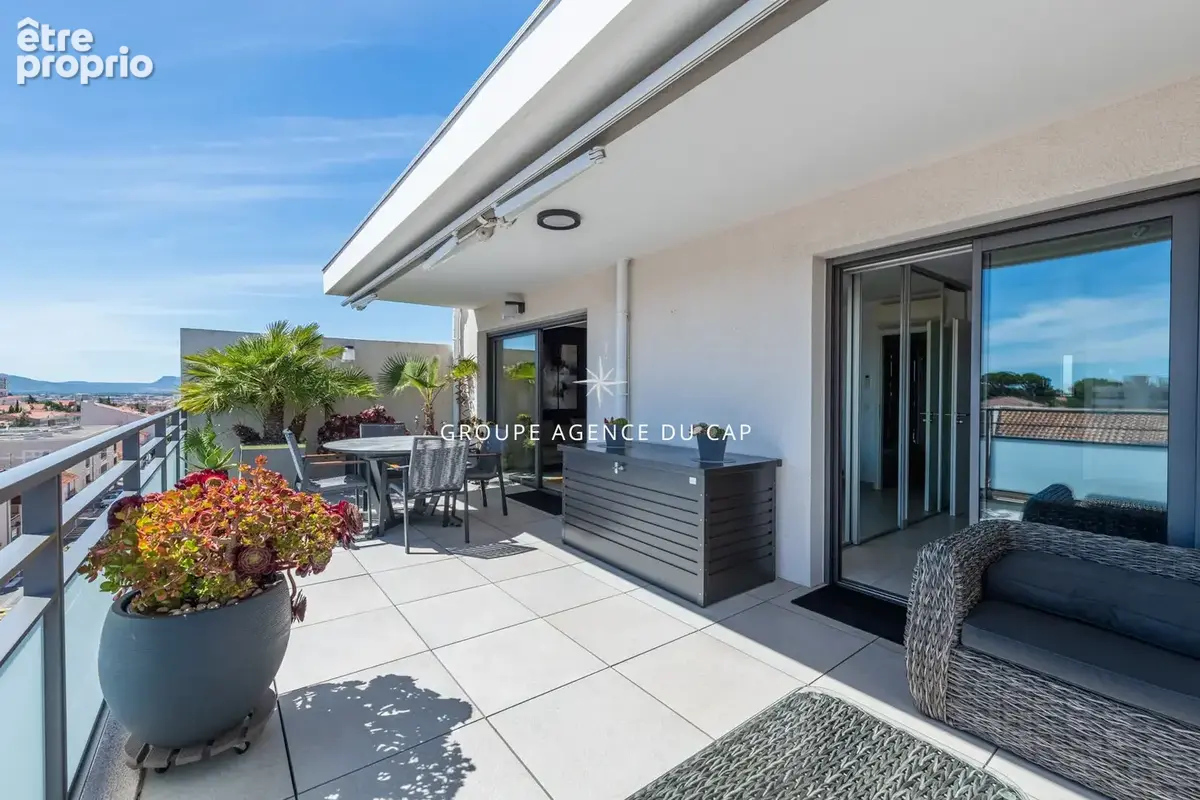 Appartement dernier étage avec grandes terrasses T4 3 chambres  Saint-Raphaël proche centre - photo 15
