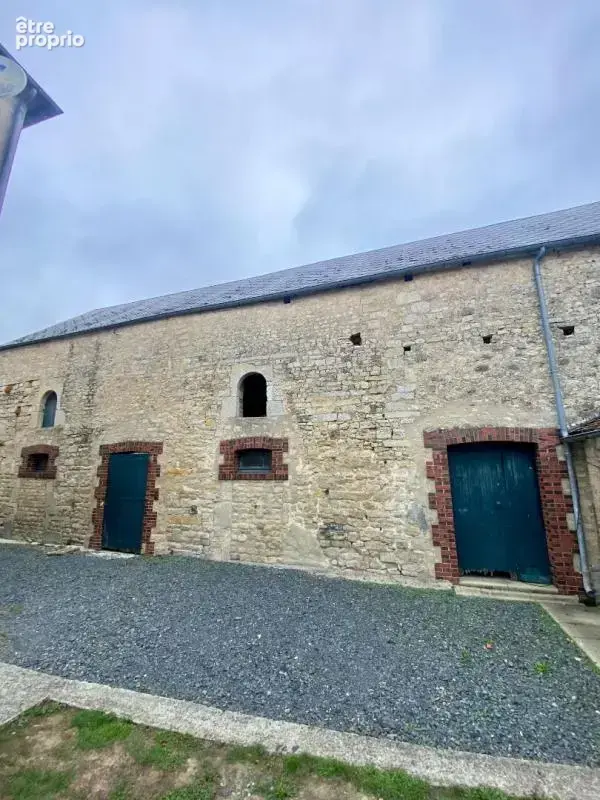 Ancien corp de ferme à Formigny La Bataille 6 pièce(s) 342 m2 - photo 3