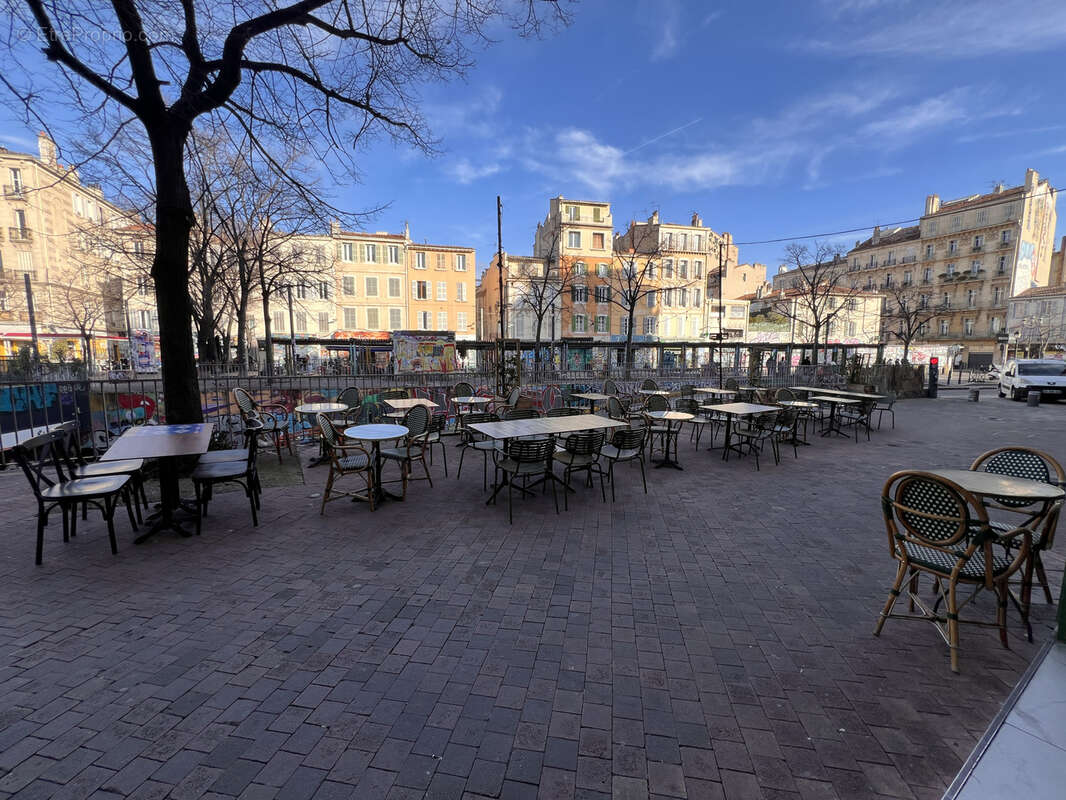 Commerce à MARSEILLE-6E