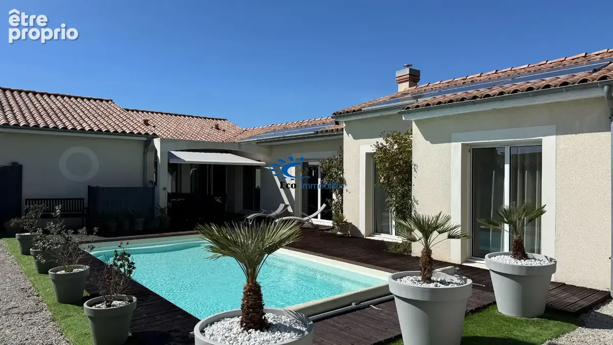 Maison à SAINT-ROGATIEN