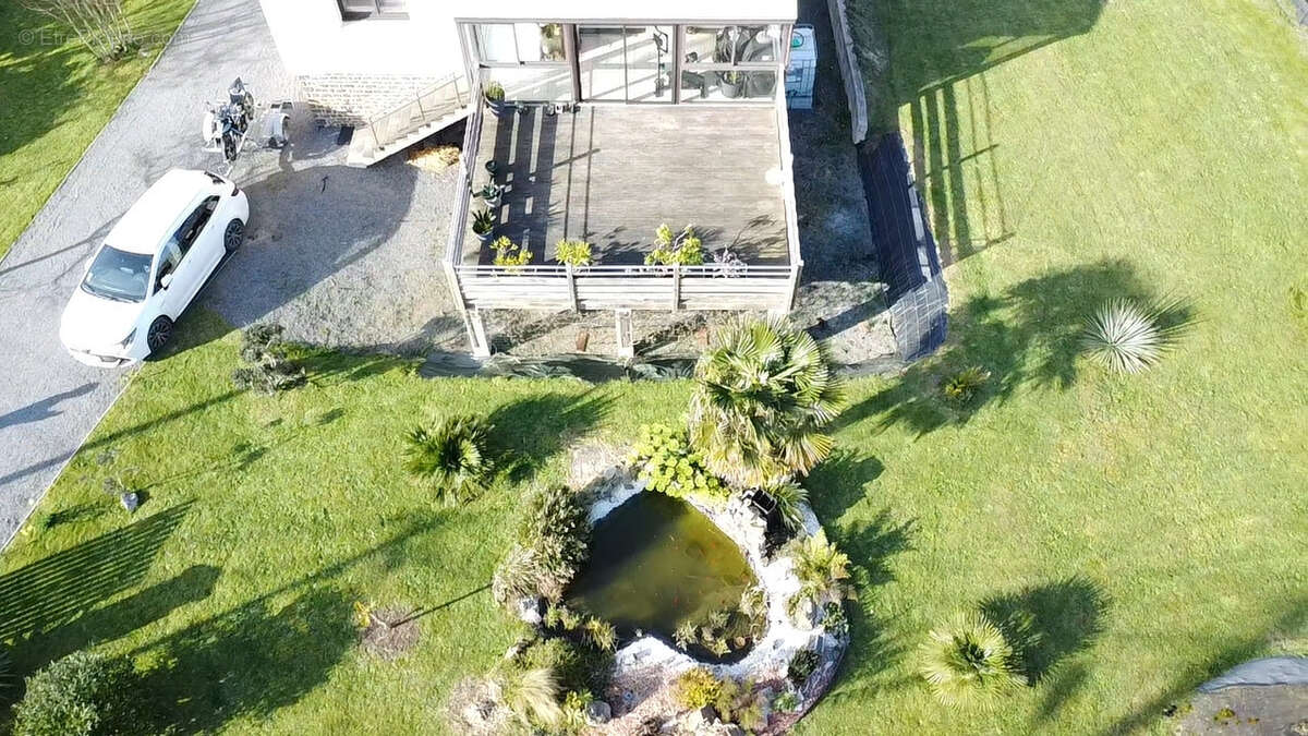 Maison à SAINT-PAIR-SUR-MER