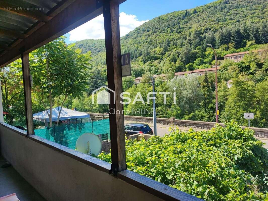 Photo 2 - Appartement à BESSEGES