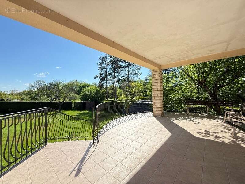 Maison à CHATELLERAULT