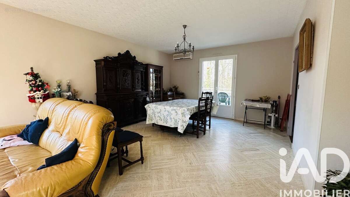 Maison 128 m² à Boismorand  - photo 6