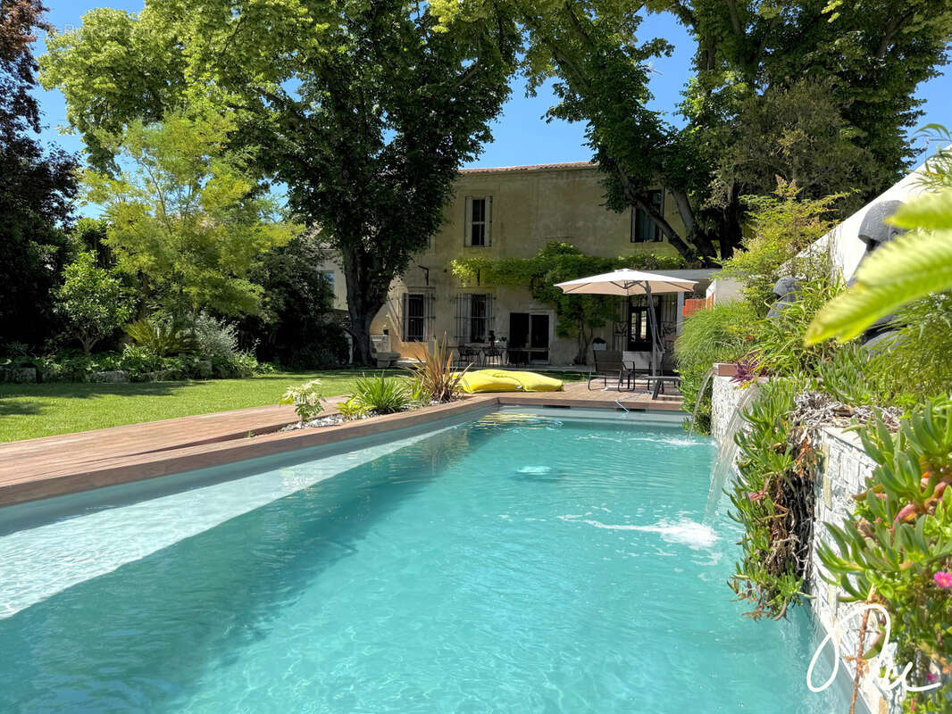 Très belle maison familiale rénovée avec piscine et pool-house - photo 19