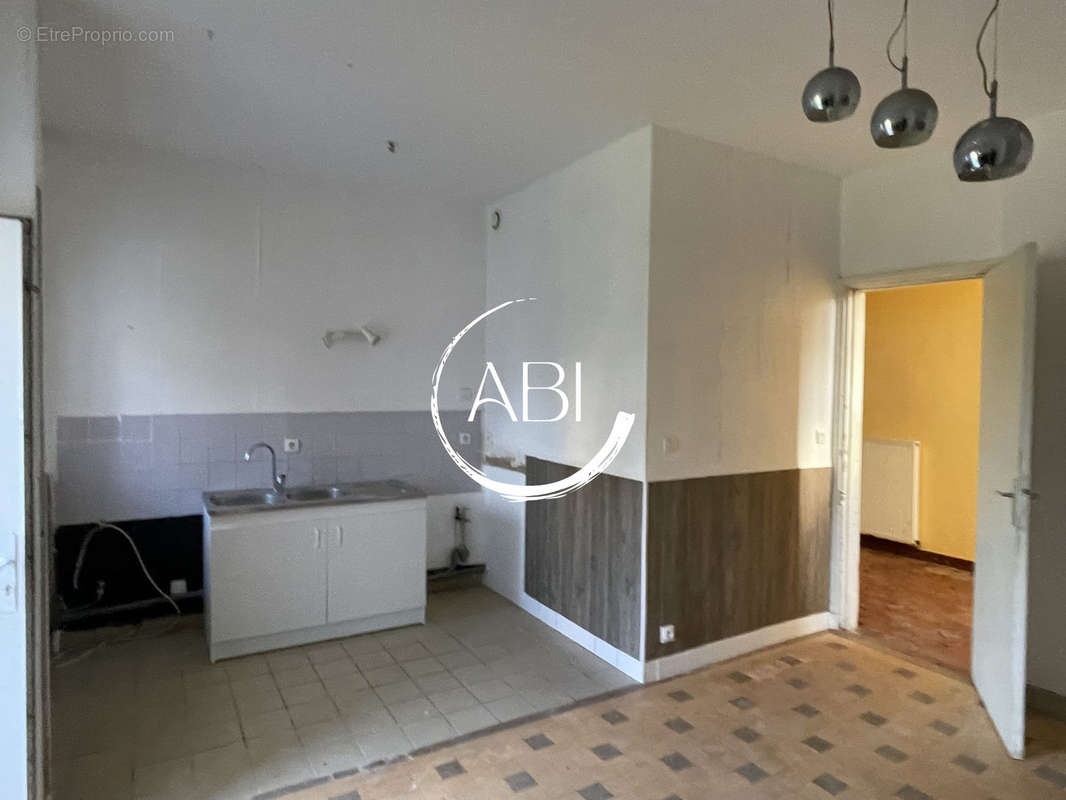 Maison à JOUE-DU-BOIS