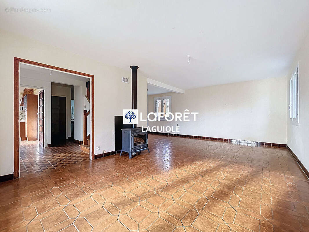 Maison à SAINT-HIPPOLYTE