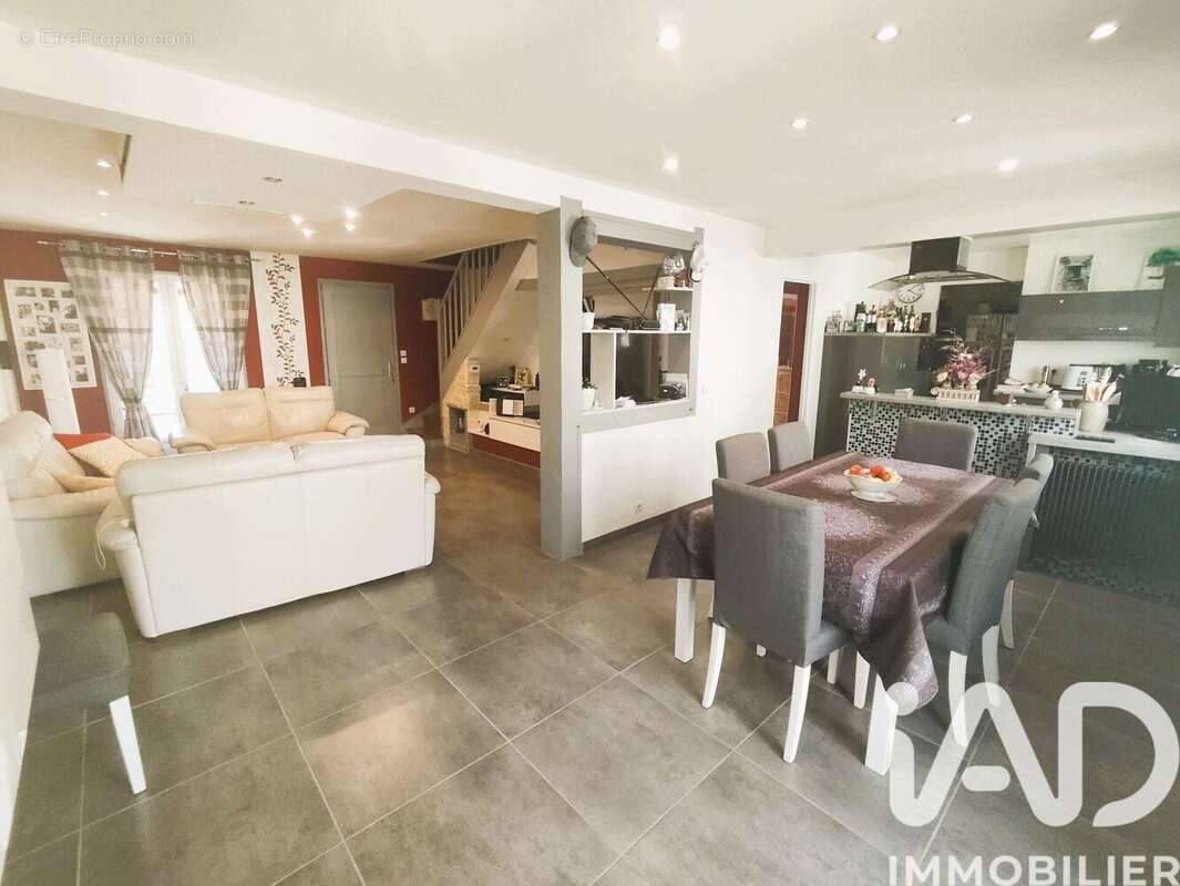 Photo 8 - Maison à SAINT-GERMAIN-LES-ARPAJON