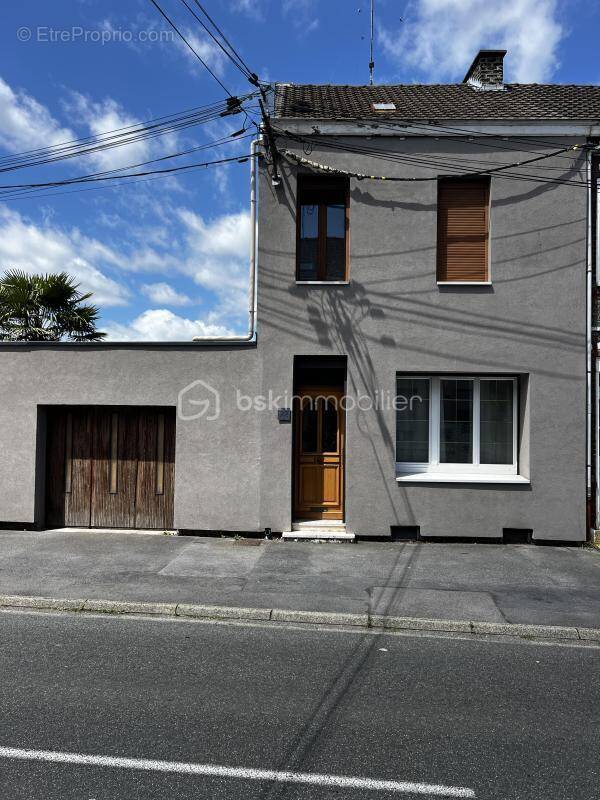 Maison à BEUVRAGES