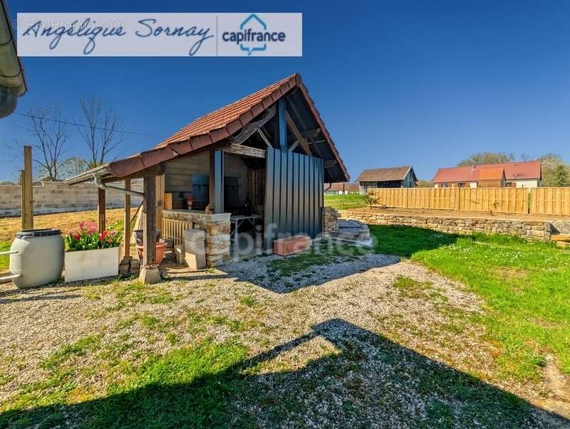 Maison à BLETTERANS