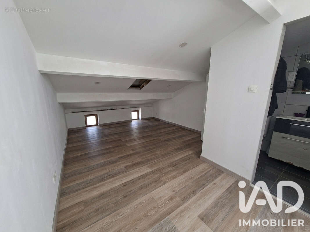 Maison 69 m² à Calmont  - photo 7