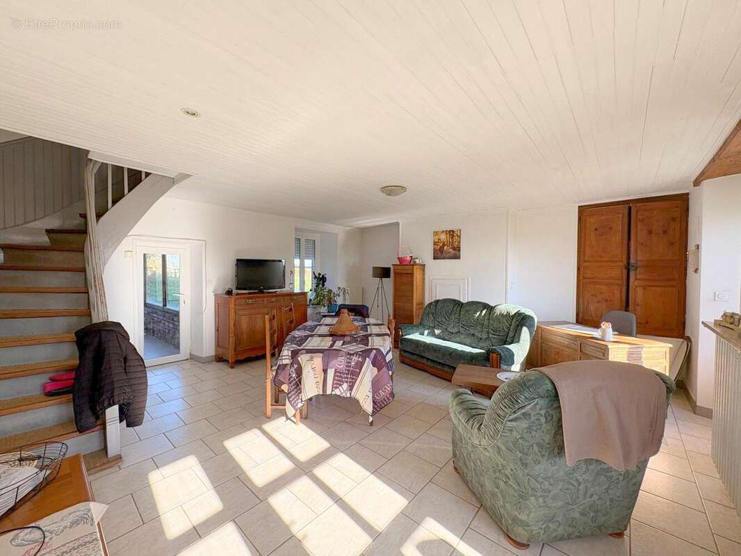 Maison à COUDEVILLE-SUR-MER