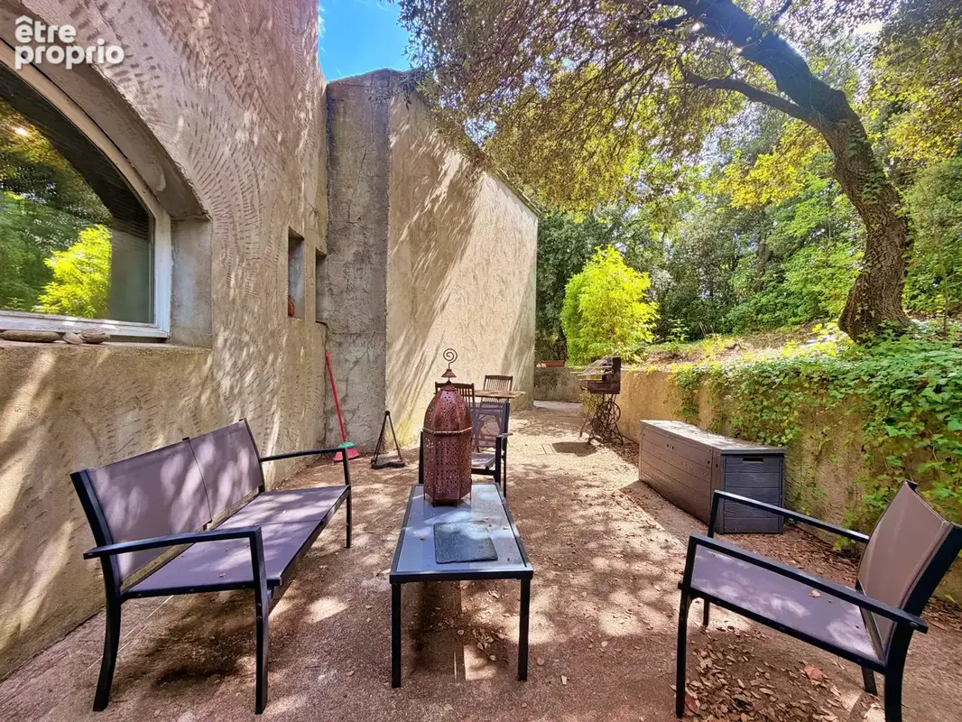 Terrasse gîte