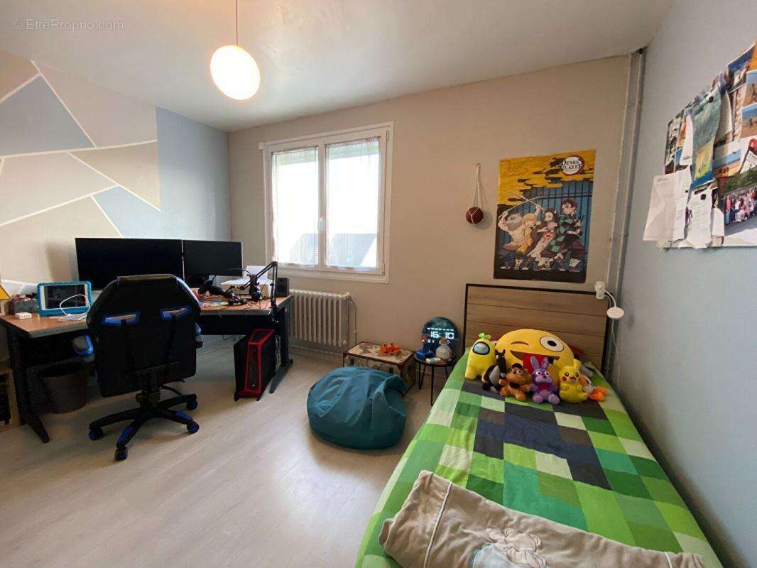 Maison à EQUEURDREVILLE-HAINNEVILLE