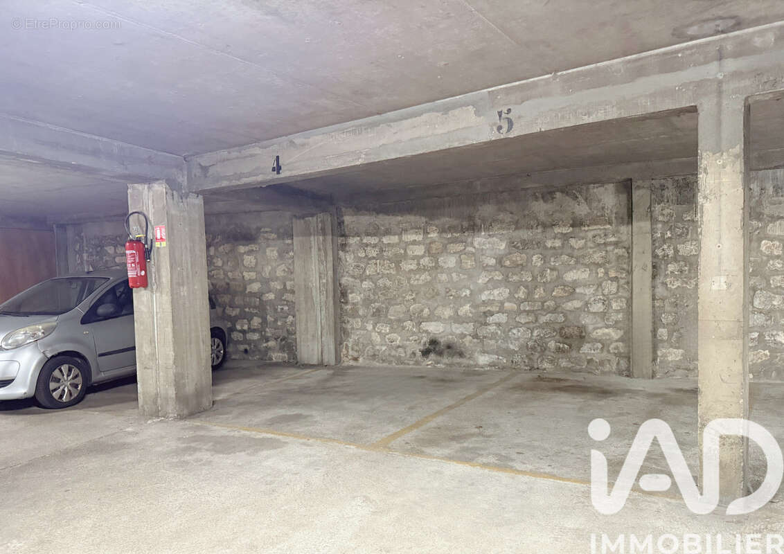 Photo 4 - Parking à PARIS-13E