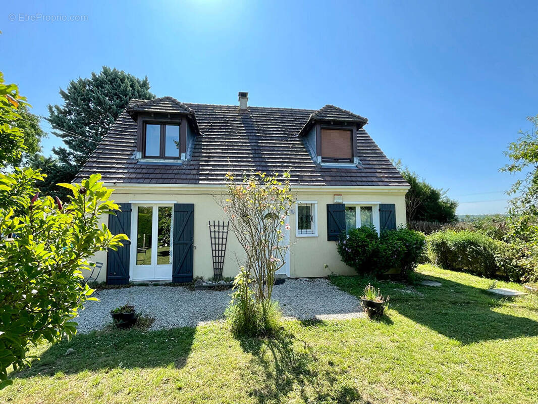 Maison à GRISY-LES-PLATRES